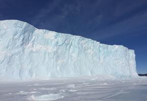 Ice shelf meets sea ice